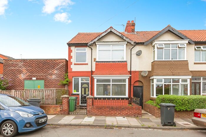 3 Bedroom End Of Terrace House For Sale In Thornhill Gardens, Hartlepool, TS26