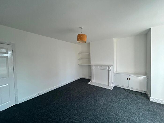 1 Bedroom Flat To Rent In Carlton Hill, Nottingham, NG4