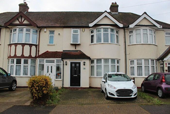 3 Bedroom Terraced House To Rent In Danbury Road, Rainham, Havering, London, RM13