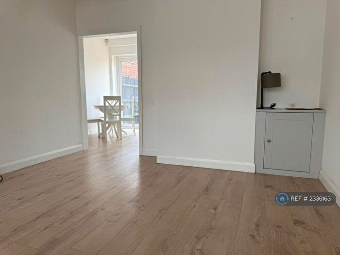 3 Bedroom Terraced House To Rent In Gosling Road, Slough, SL3