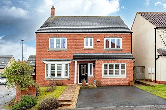 5 Bedroom Detached House For Sale In Grange Farm Court, Micklefield, Leeds, West Yorkshire, LS25