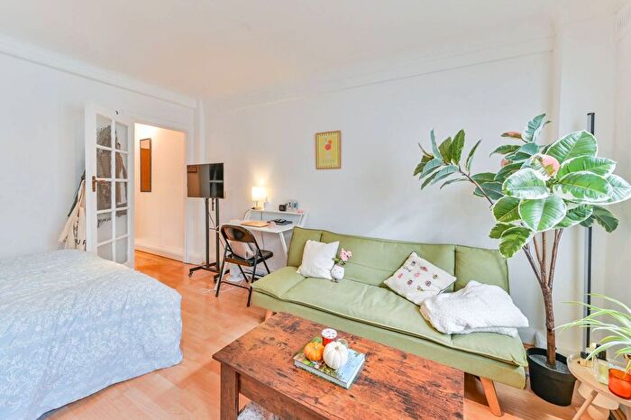 Studio To Rent In Park West, Hyde Park Estate, London, W2