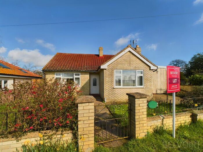 2 Bedroom Detached Bungalow To Rent In The Leys, Tostock, IP30