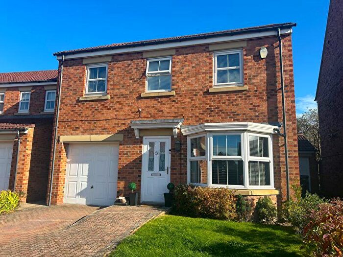 3 Bedroom Detached House To Rent In Meadow Vale, Shiremoor, NE27