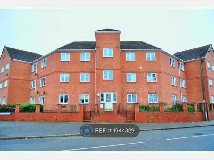 2 Bedroom Flat To Rent In Brades Rise, Oldbury, B69
