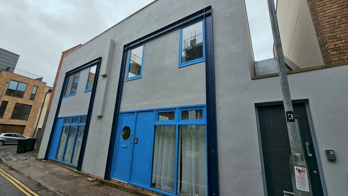 2 Bedroom Flat To Rent In Stafford Street, Bedminster, Bristol, BS3