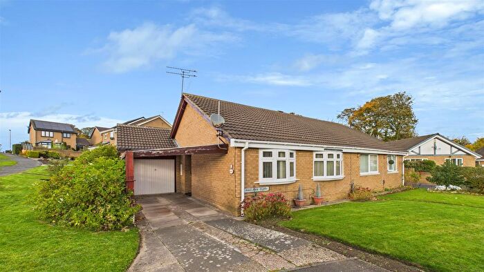 2 Bedroom Bungalow For Sale In Maclynn Close, Silksworth, Sunderland, SR3
