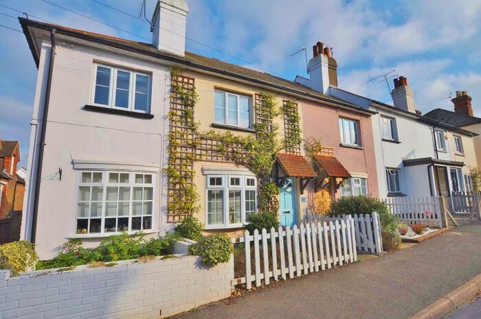 2 Bedroom Terraced House To Rent In Down Road, Guildford, Surrey, GU1