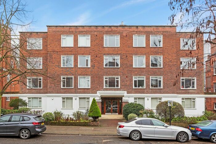 3 Bedroom Flat To Rent In Eton Avenue, London, NW3
