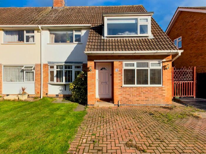 4 Bedroom Semi-Detached House To Rent In Sycamore Way, Littlethorpe, Leicester, LE19