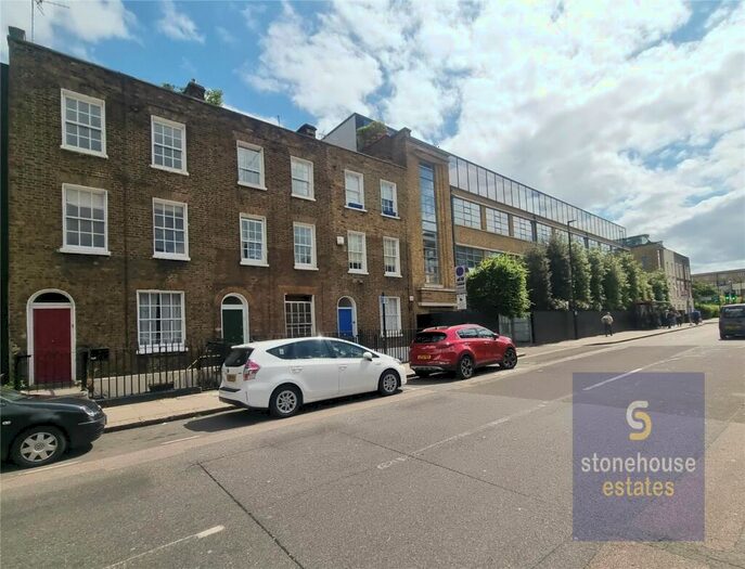 3 Bedroom Maisonette To Rent In Bayham Street, Camden, London, NW1