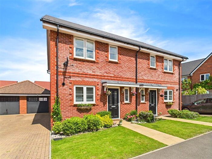 3 Bedroom Semi-Detached House For Sale In Moor Close, Chinnor, Oxfordshire, OX39