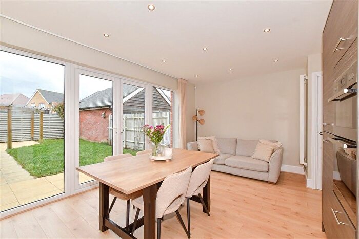 3 Bedroom Detached House For Sale In Hoplands Road, Canterbury, Kent, CT3