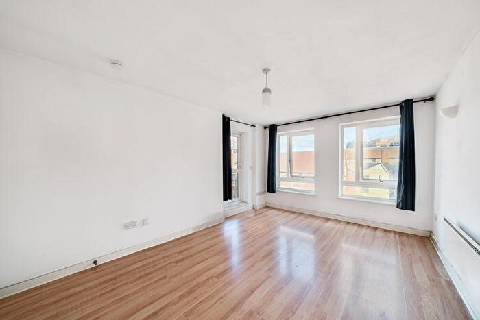 1 Bedroom Flat For Sale In Eclipse House, Haringey, London, N22