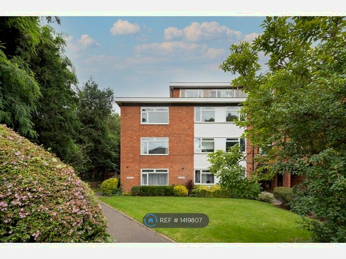 2 Bedroom Flat To Rent In Parker Court, London, SW19