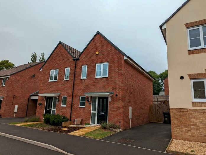 2 Bedroom Semi-Detached House To Rent In Flight Shed Way, B31