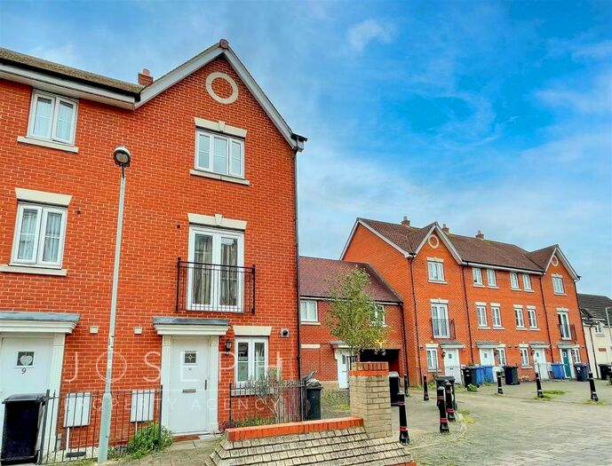 4 Bedroom Town House To Rent In Prentice Way, Ipswich, IP3