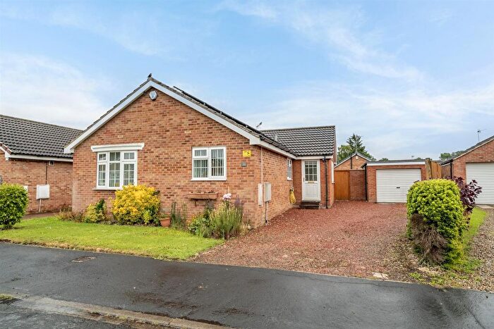 3 Bedroom Detached Bungalow For Sale In Reygate Grove, Copmanthorpe, York, YO23