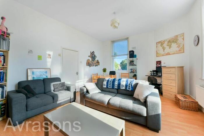 1 Bedroom Flat To Rent In Brixton Road, London, SW9