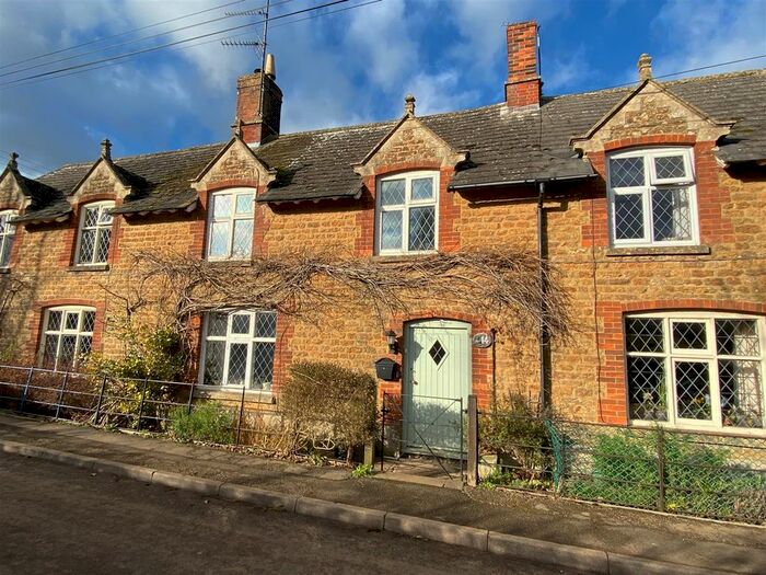 3 Bedroom Terraced House For Sale In Bremhill, Calne SN11