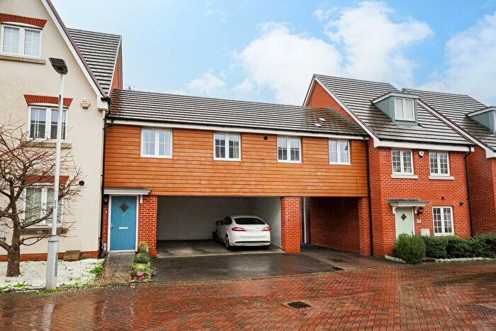 2 Bedroom Detached House For Sale In Veritas Grove, Leighton Buzzard, LU7