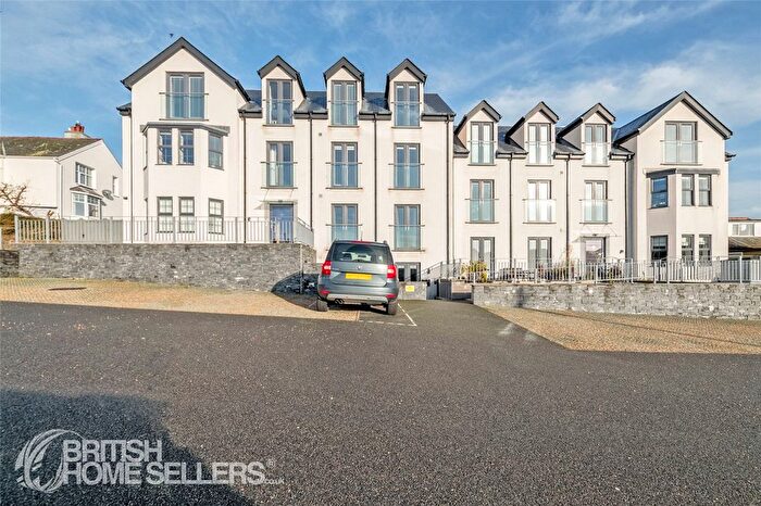 1 Bedroom Flat For Sale In Beach Road, Benllech, Tyn-Y-Gongl, Isle Of Anglesey, LL74