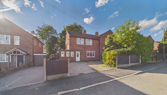 3 Bedroom Semi-Detached House For Sale In Midway, Swadlincote, Derbyshire, DE11