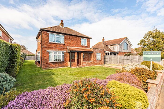 4 Bedroom Detached House For Sale In Spacious Detached Home In Lighthouse End Of Hunstanton, PE36