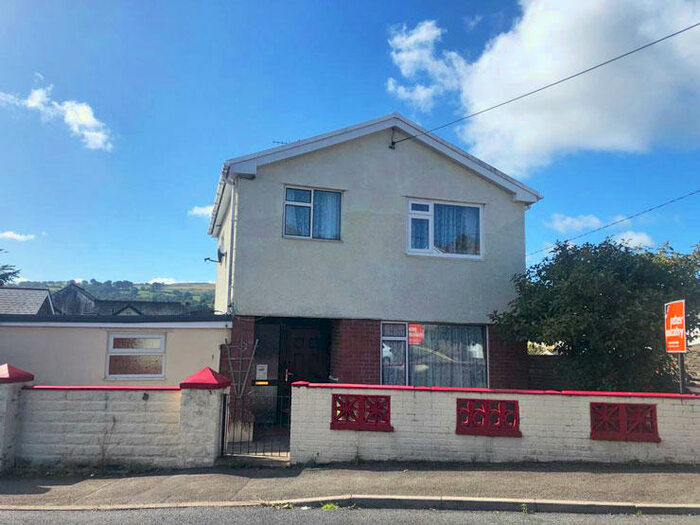 3 Bedroom Terraced House For Sale In Commercial Street, Ystrad Mynach