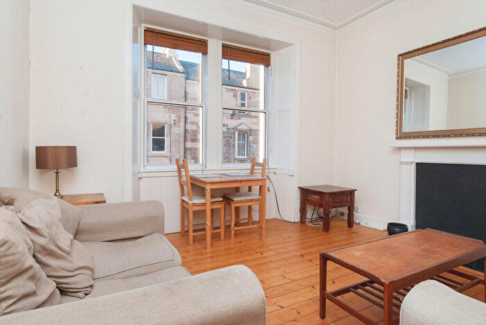 1 Bedroom Flat To Rent In L – Buchanan Street, Edinburgh, EH6