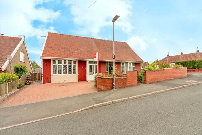 2 Bedroom Bungalow For Sale In Middlesex Avenue, Burnley, Lancashire, BB12