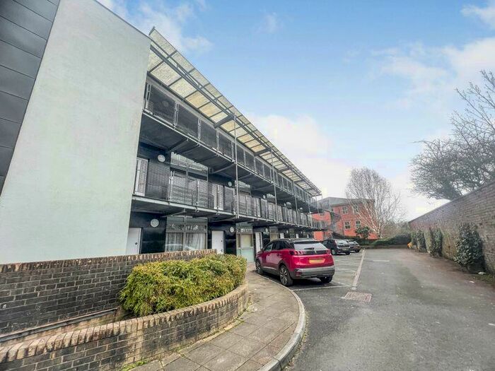 2 Bedroom Flat To Rent In The Arches, Clive Street, Bolton, BL1