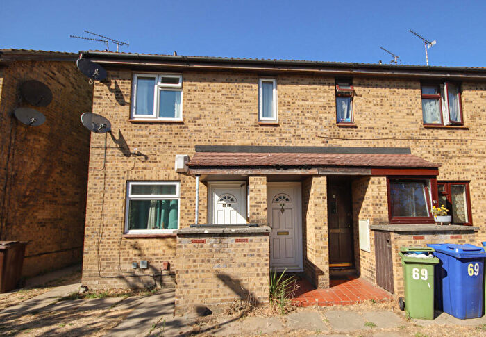 1 Bedroom Maisonette For Sale In Satis Avenue, Sittingbourne, ME10
