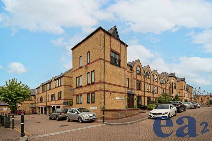 1 Bedroom Apartment To Rent In Torrington Place, Wapping, E1W
