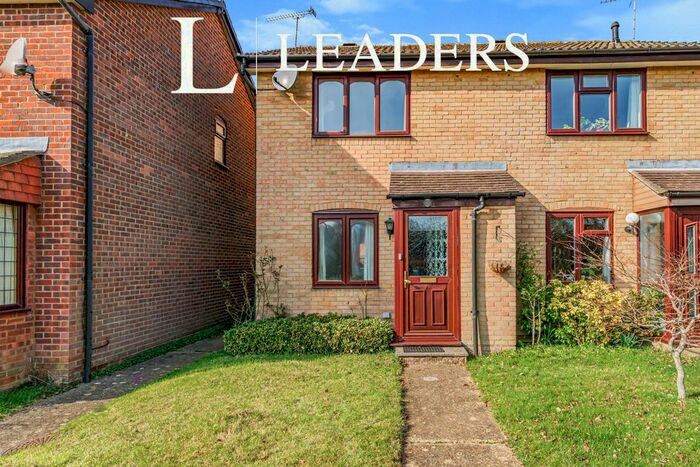 2 Bedroom Terraced House To Rent In Stanton Close, Cranleigh, GU6