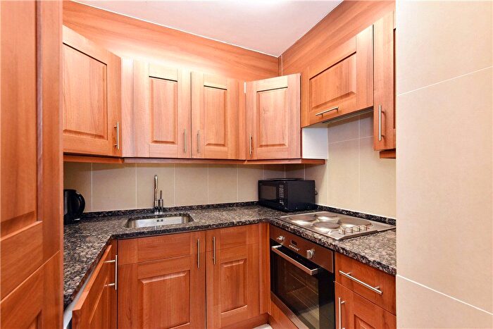 1 Bedroom Flat For Sale In Sloane Street, Knightsbridge, SW1X