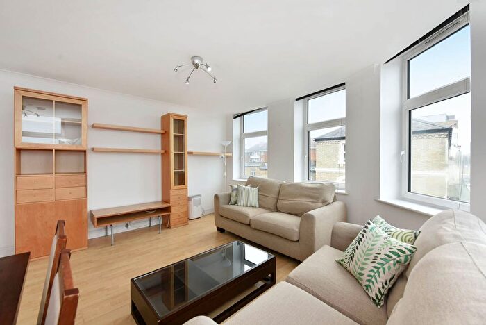 2 Bedroom Flat To Rent In Hartington Road, London, W13