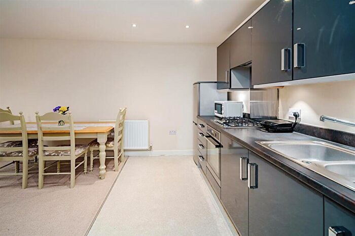 2 Bedroom Apartment To Rent In Drury Lane, Stevenage, SG1