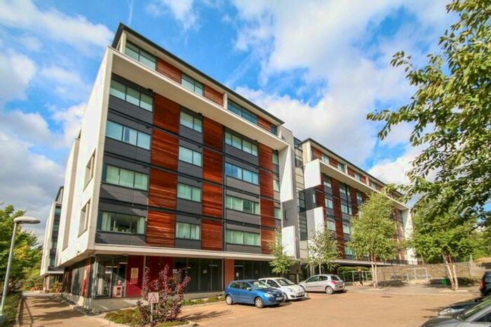 1 Bedroom Flat To Rent In Lexington Court, Broadway, Salford, M50