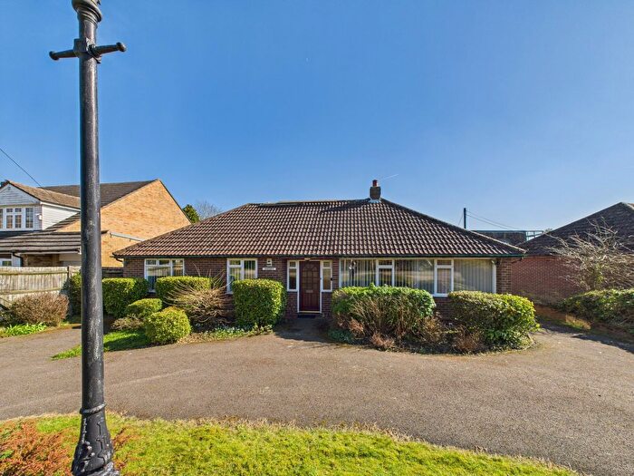 4 Bedroom Detached House For Sale In Dunrobbin, Horsleys Green, High Wycombe, Buckinghamshire, HP14
