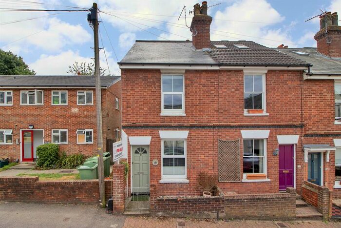 2 Bedroom Property For Sale In North Street, Tunbridge Wells, TN2