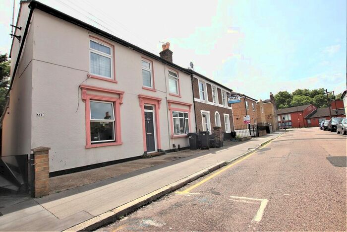 2 Bedroom Maisonette To Rent In Laud Street, Croydon, CR0