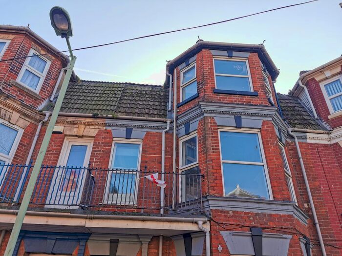 2 Bedroom Flat To Rent In Beach Road, Lowestoft, NR32