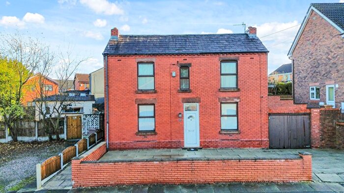 3 Bedroom Detached House For Sale In Leach Lane, Sutton Leach, WA9