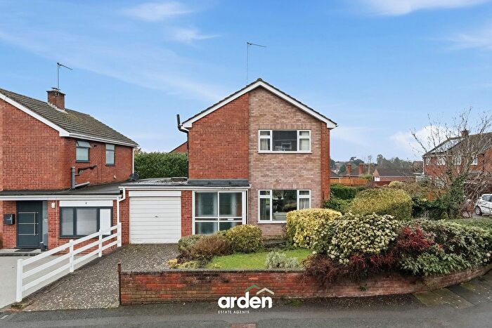 3 Bedroom Link Detached House For Sale In Goodwood Avenue, Worcester, WR5