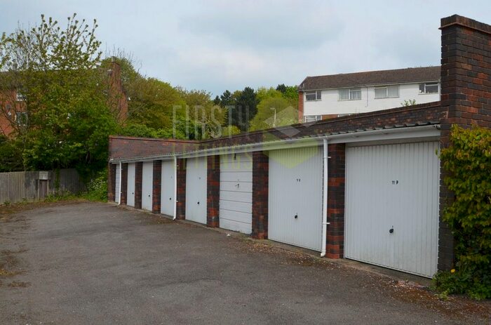 Garage / Parking To Rent In Carrick Point, Evington, LE5