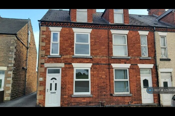 3 Bedroom End Of Terrace House To Rent In Carey Road, Nottingham, NG6