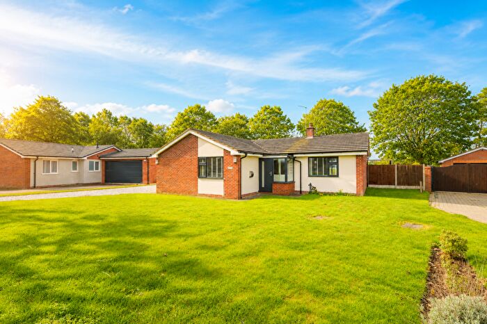 3 Bedroom Detached Bungalow For Sale In Orchard Crescent, Nantwich, CW5