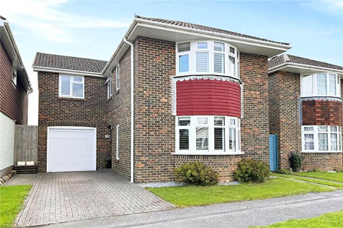 4 Bedroom Detached House For Sale In Dell Drive, Angmering, West Sussex, BN16