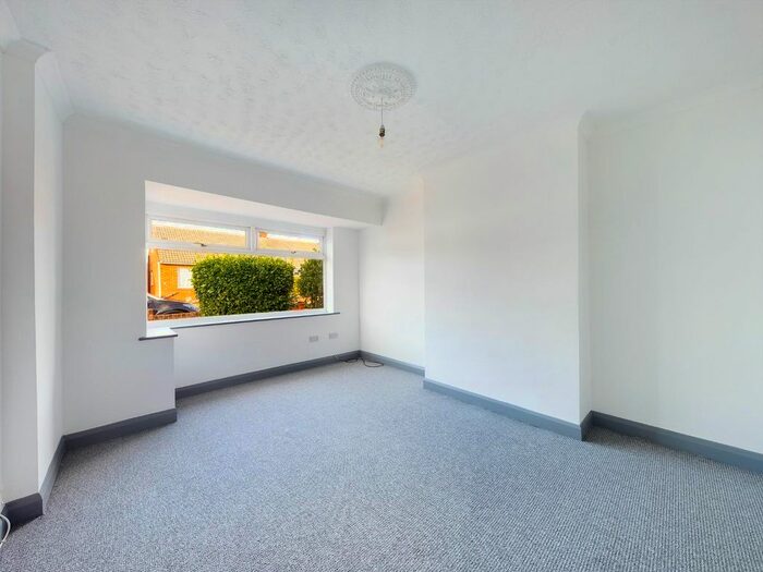 2 Bedroom Property To Rent In Bempton Gardens, Bridlington, YO16